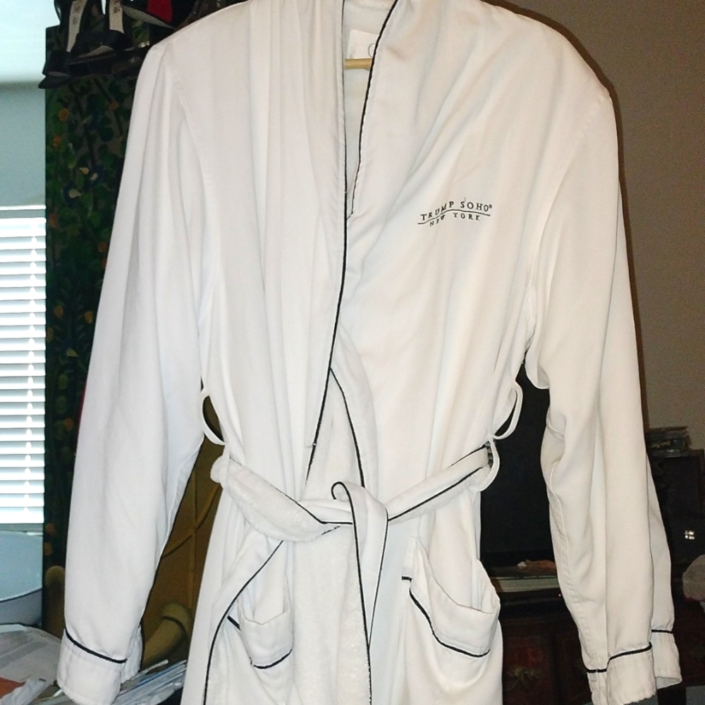 Trump SOHO New York Robe